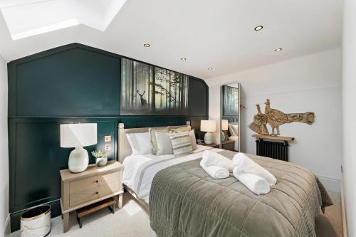 Gorgeous 3 Bedroom, 225 year old cottage