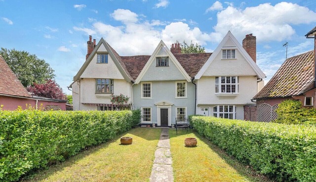 Grade II Listed Cottage on The Green in Cavendish