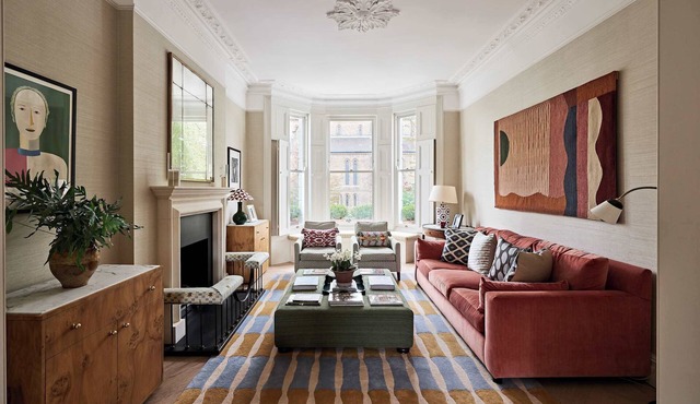 Grand 6 bed Home in Holland Park With Garden