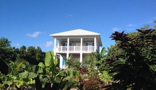 Guana Breeze Cottage located between Bakers Bay and the settlement of Guana Cay.
