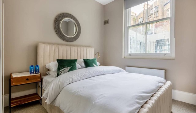 Hampstead High Flyer- By Out of Office Lifestyle