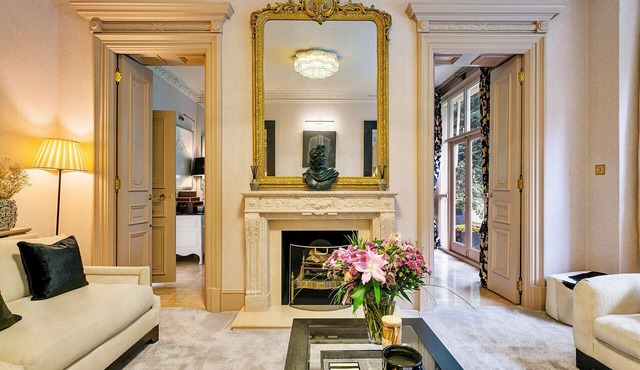 Hampstead Village House
