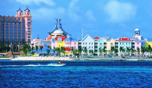 Harborside Resort at Atlantis- 1 Bedroom -1 Bath -Access to Atlantis Water Parks
