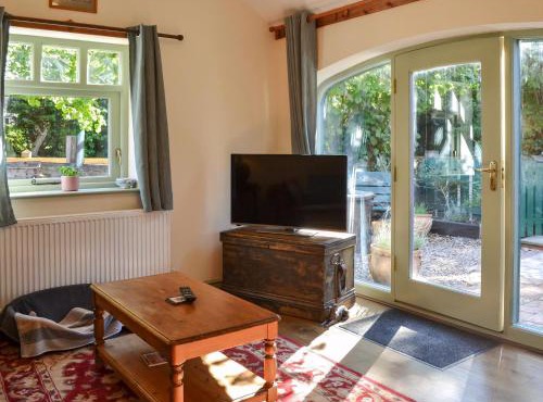 Hazels Cottage - Uk40198
