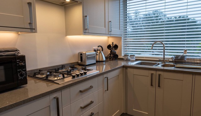 High Gregg Hall Farm Cottage - Pet-friendly & Family-friendly Cottage near Kendal and Windemere.