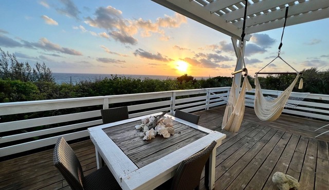 High Seas As Seen on HGTV’s ‘Bahamas Life’ Ocean view, Open-Plan Modern Living