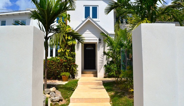 HILLSIDE GATED PRIVATE HOME WITH FULL SIZED SWIMMING POOL