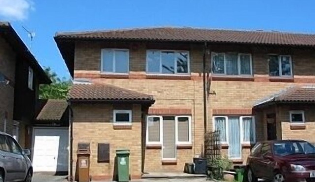 Holiday Home in Leafy Location convenient for Central London and Kent.