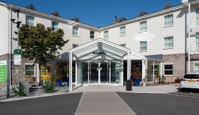 Holiday Inn Bristol Airport by IHG