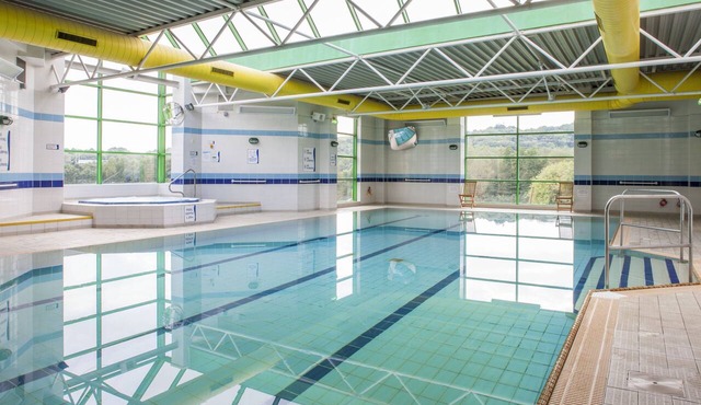 Holiday Inn Stoke on Trent M6, Jct 15 by IHG