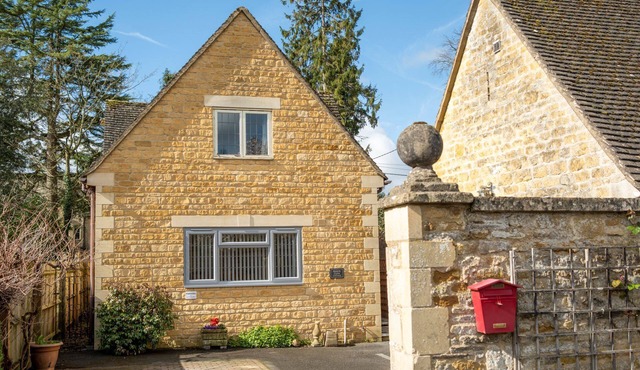 Homely cottage located in a fabulous village - Augusta Cottage