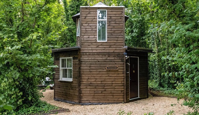 Honeycombe Treehouse - UKC6388