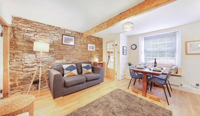 Host & Stay | Batemill Cottage
