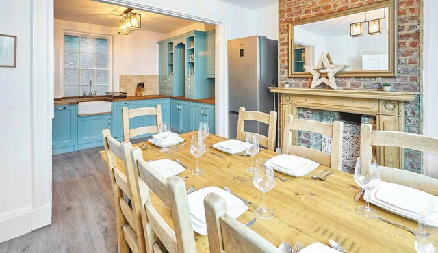 Host & Stay | Bedford Street