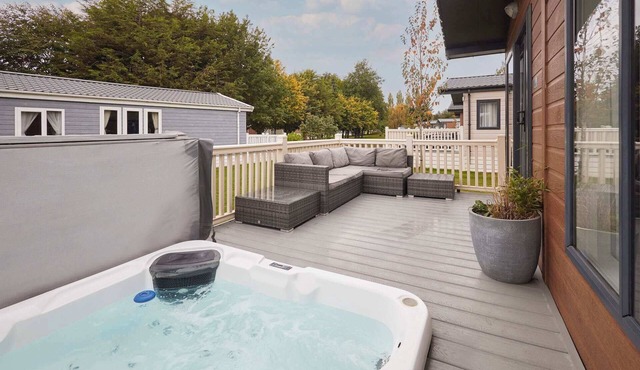 Host & Stay | Bluebell Lodge