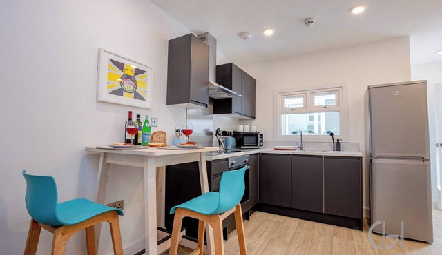 Host & Stay | Croydon Road Abode