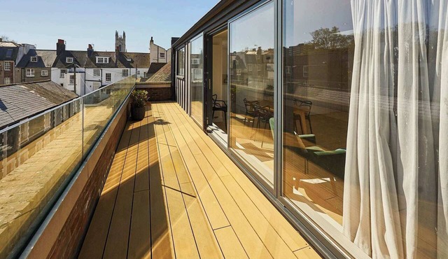 Host & Stay | Palm Penthouse