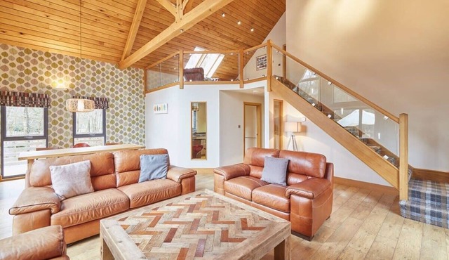 Host & Stay | Shunner Howe Lodge
