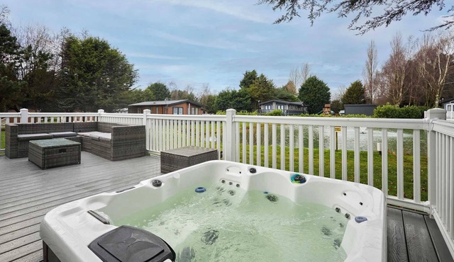 Host & Stay | Sutton Lodge