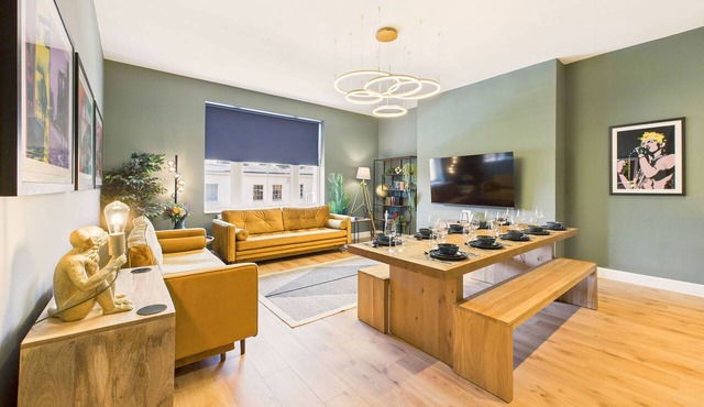 Host & Stay | The Georgian Quarter @ Catharine IV
