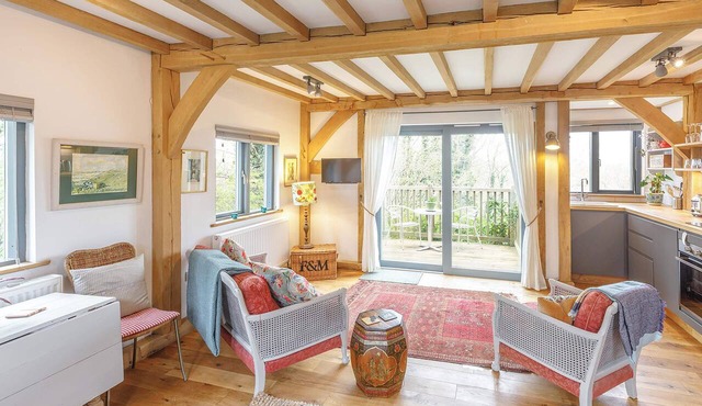 Host & Stay | Tree House