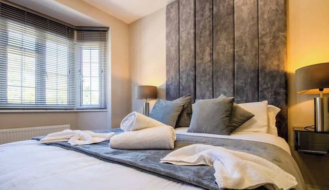 Host & Stay | Wolsey Mansions