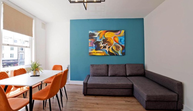 Imperial Balfe Street Apartment