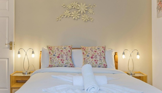 Imperial Horseferry Road Apartment