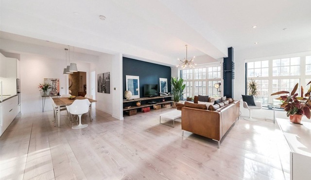 Interior Designed Soho Loft Apartment