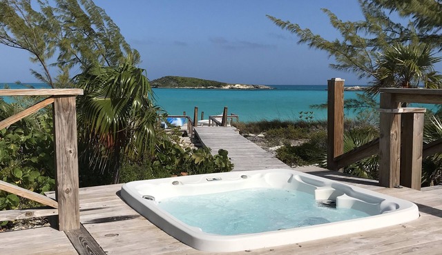 Intimate Luxury on Bahamas Best Beach - Blue Point Cottage Beach House