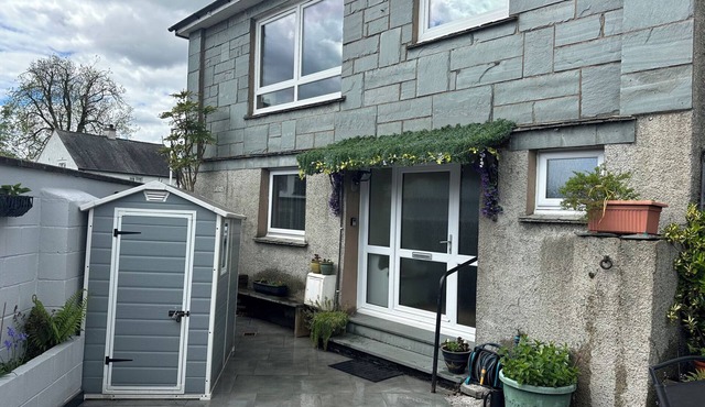 JAKANORI, pet friendly, with a garden in Staveley