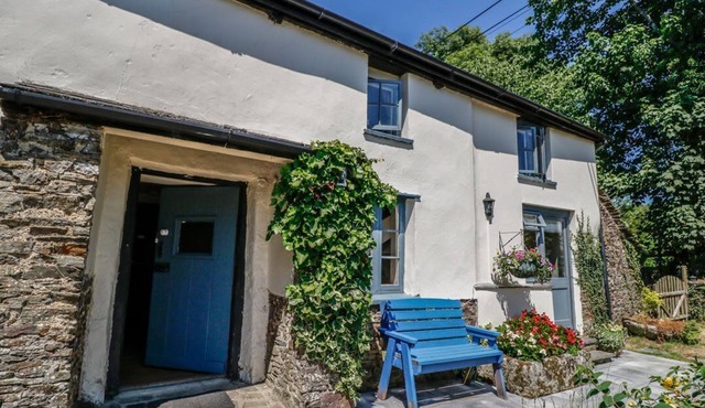 Jane's Place, Lifton