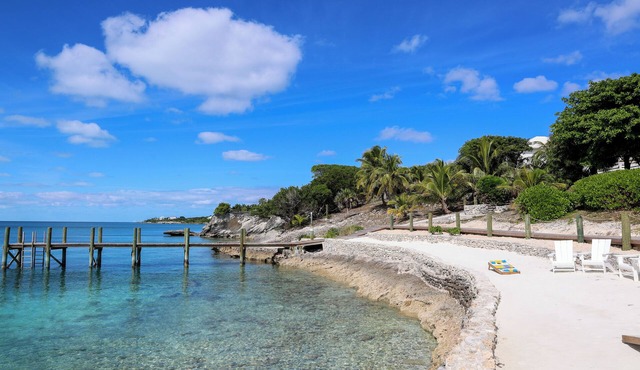 Kalopsia Seaside Villas & Marina
