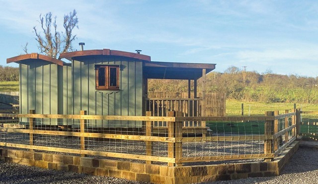 Keldholme Shepherds Hut Two - UK48621