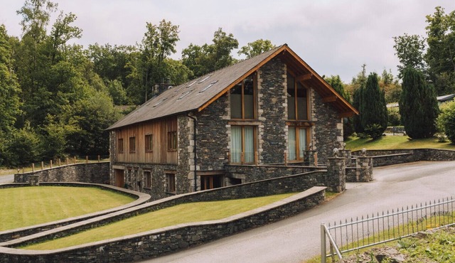 Lake District Luxury Hideaway - Lambhowe Lodge