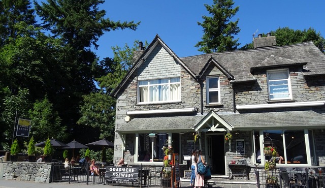 Lake View Country House and Self-catering Apartments
