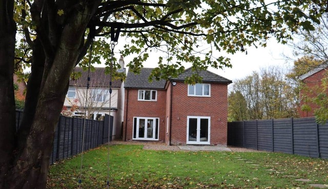 Large 4 bedroom Family let, Contractor, Corporate