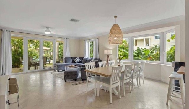 Large 4BDR/Family/Pool/Location/Atlantis Unit 2