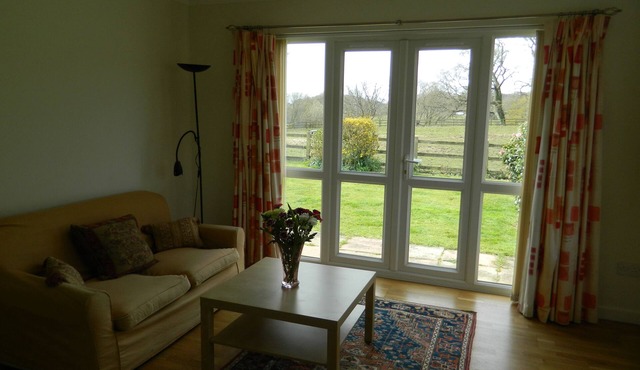 Large Self Contained Annex situated in the New Forest