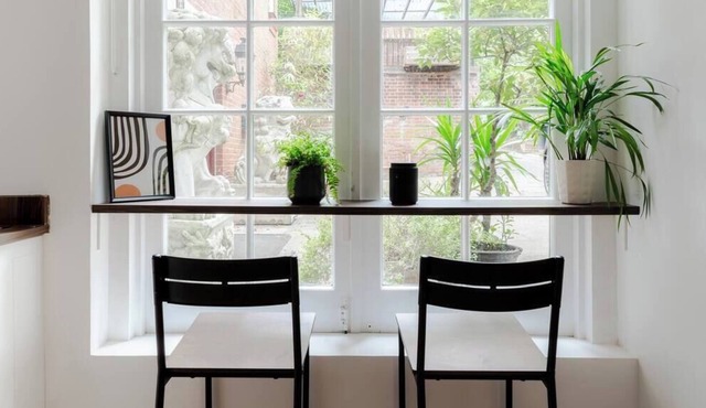 Large Studio in Hampstead with Character
