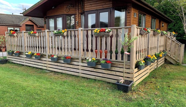 LAVENDER LODGE, pet friendly in South Lakeland Leisure Village