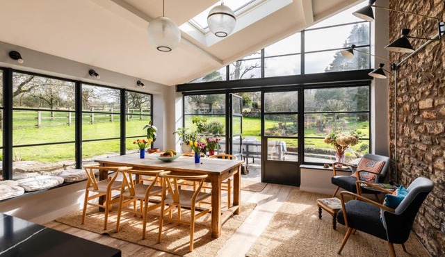 Lavish Farmhouse with Private Lake & Gardens