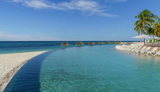 Lighthouse Pointe at Grand Lucayan - All Inclusive