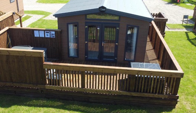 Lilac Lodge