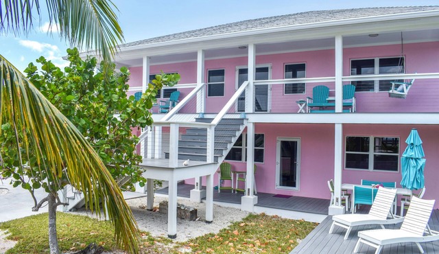 Lillian's Bungalows - Ocean View Villa