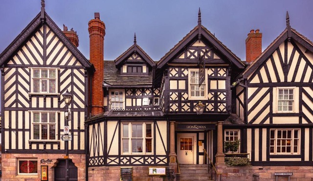 Lion & Swan Hotel