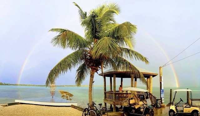 Lobster Trap (1 bed/1 Bath) 1 minute from beach