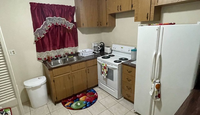 Lovely 3-Bedroom in Family Friendly Neighbourhood
