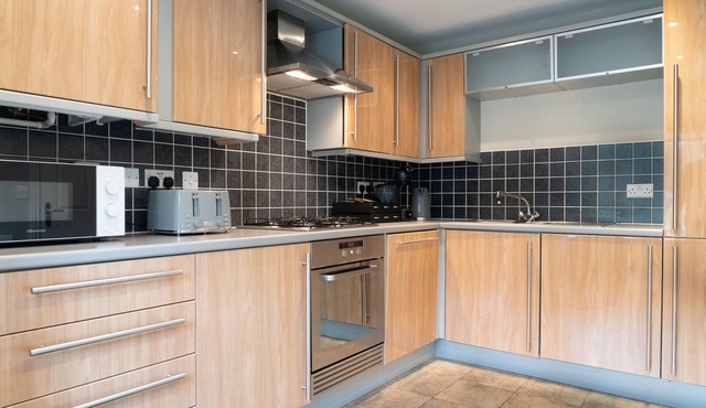 Lovely 4-bed House in Huntingdon