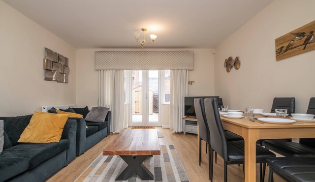Lovely refurbed 4 bed house in Black Country
